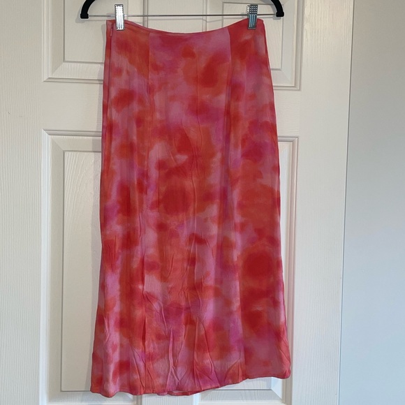 Leith Midi slit flowy skirt pink orange red pattern - Picture 2 of 8